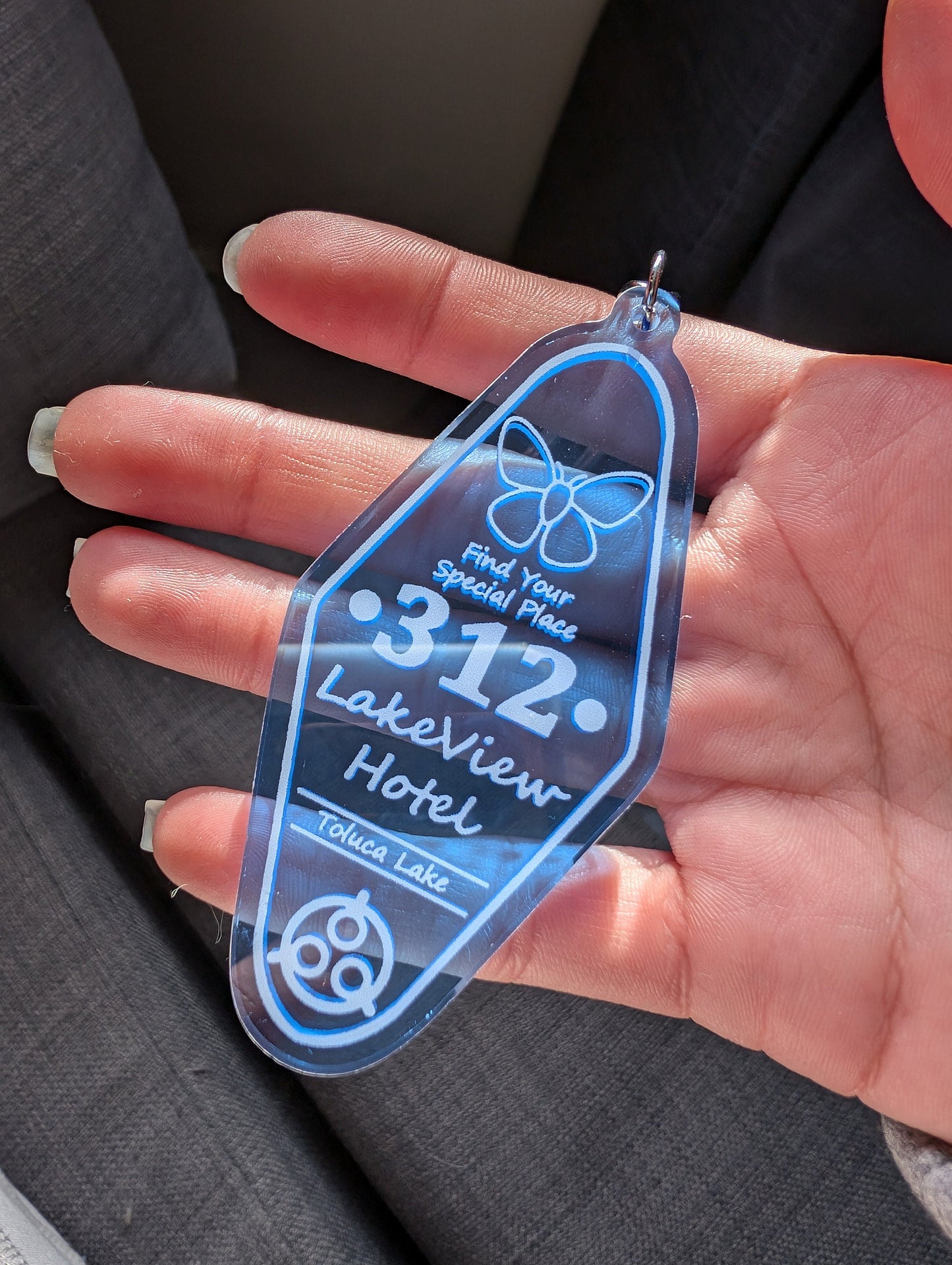 Silent Hill 2 LakeView Hotel "Find Your Special Place" Acrylic Keyring